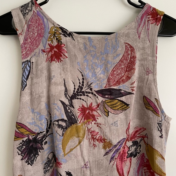 O’neill open back top - Picture 2 of 10